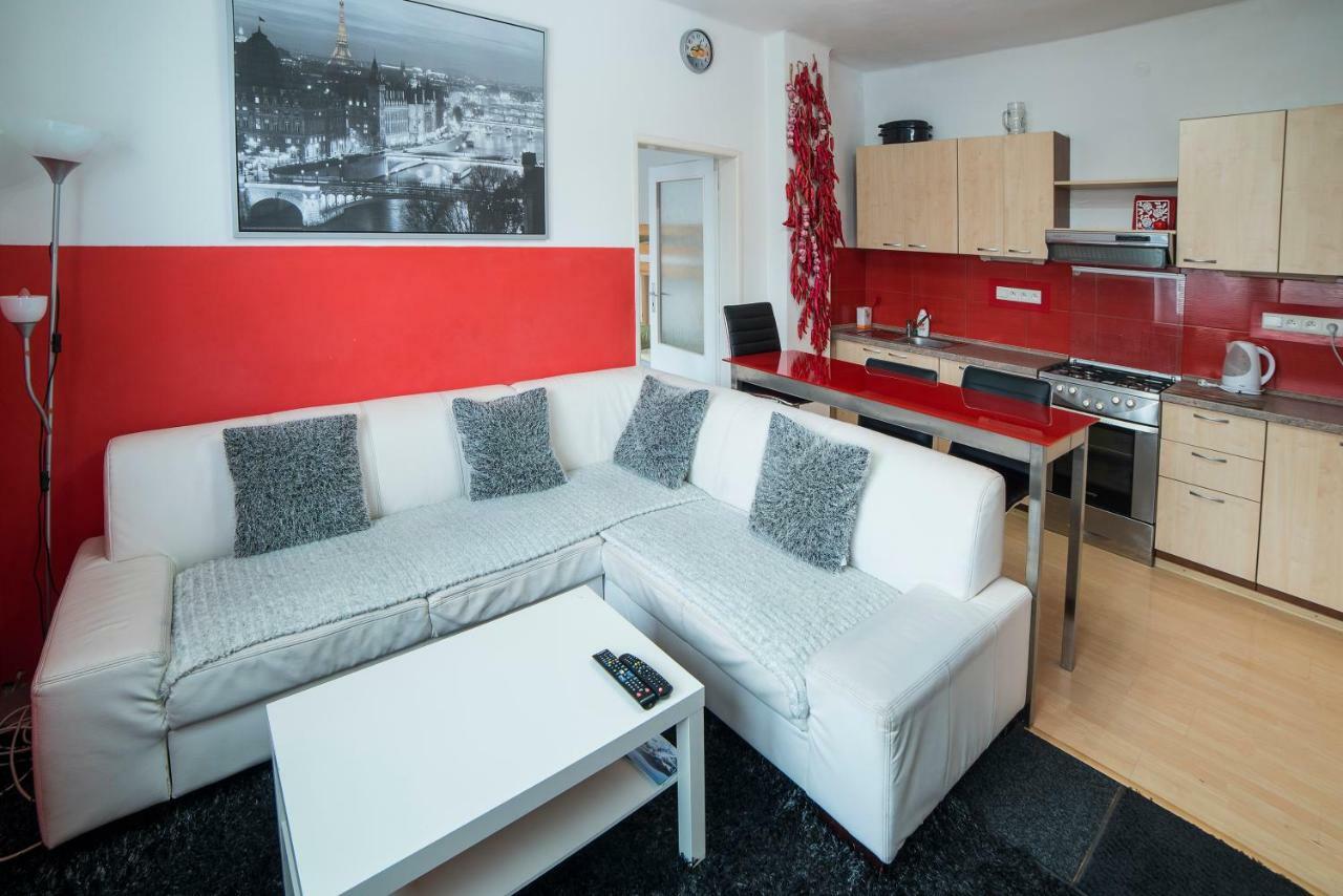 Apartman Martin Exteriör bild